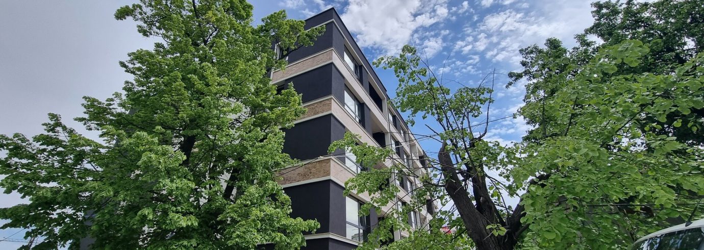 Сграда А на комплекс „Азалия“ е с почти готова фасада - Globstroy