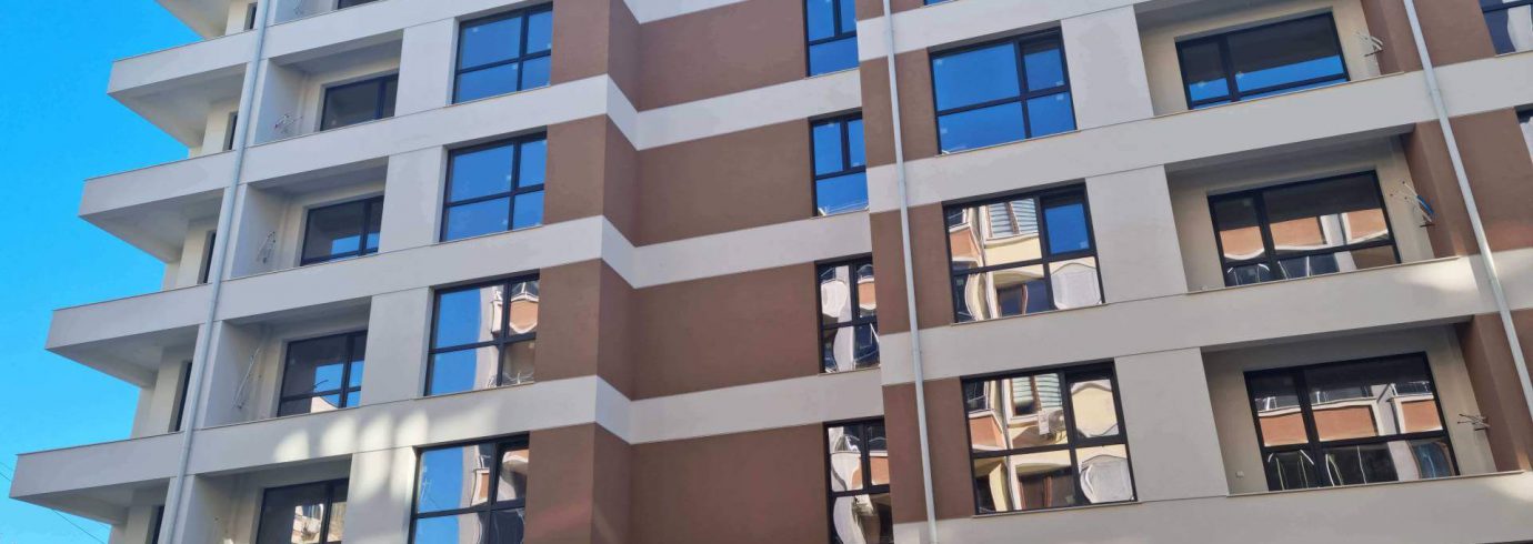 Секция Б на сграда „Хармония“ е с вече завършена фасада - Globstroy