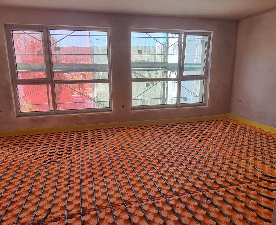 Изградена газова инсталация за подово отопление – Комплекс „Азалия“