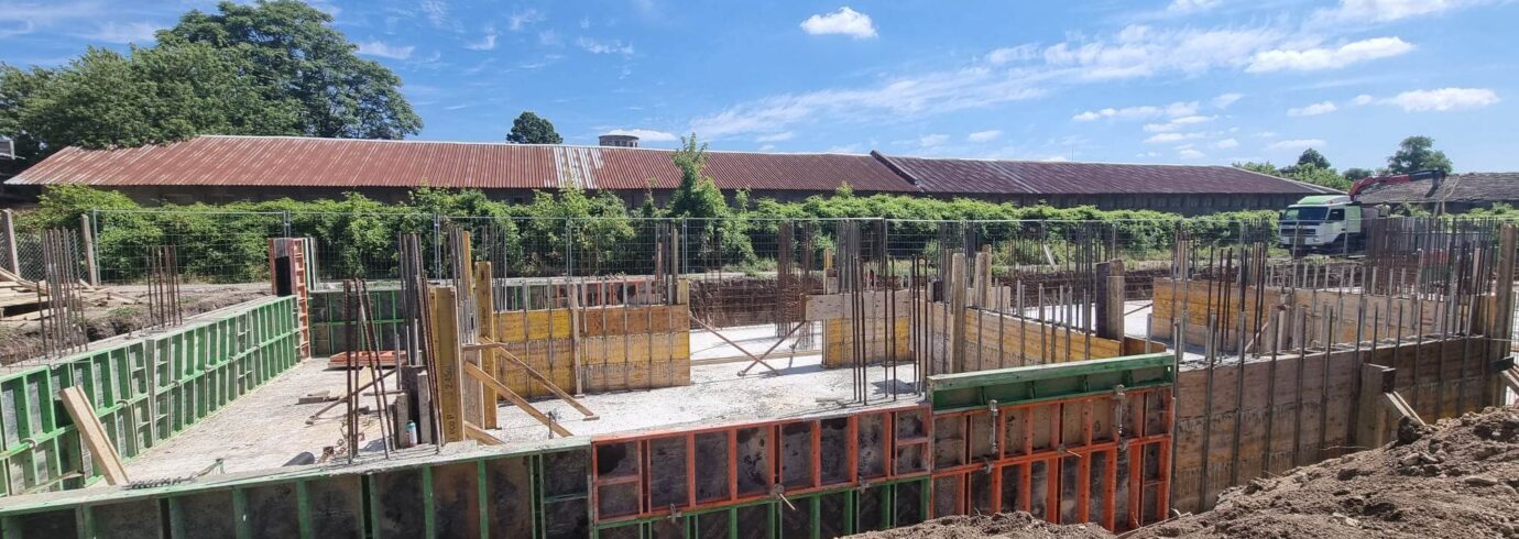 Изливане на основите на сграда „Солей“ - Globstroy