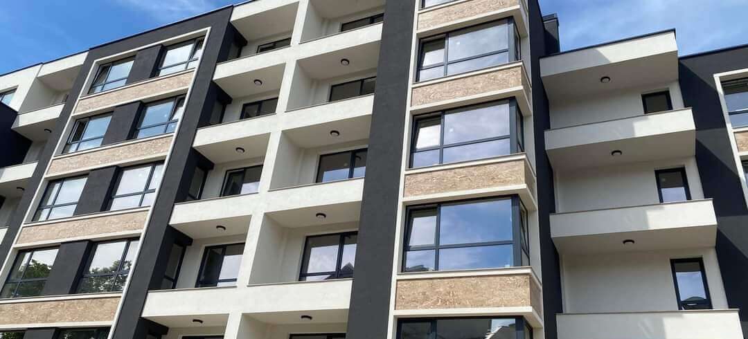 Завършена фасада на Комплекс „Азалия“ - Globstroy