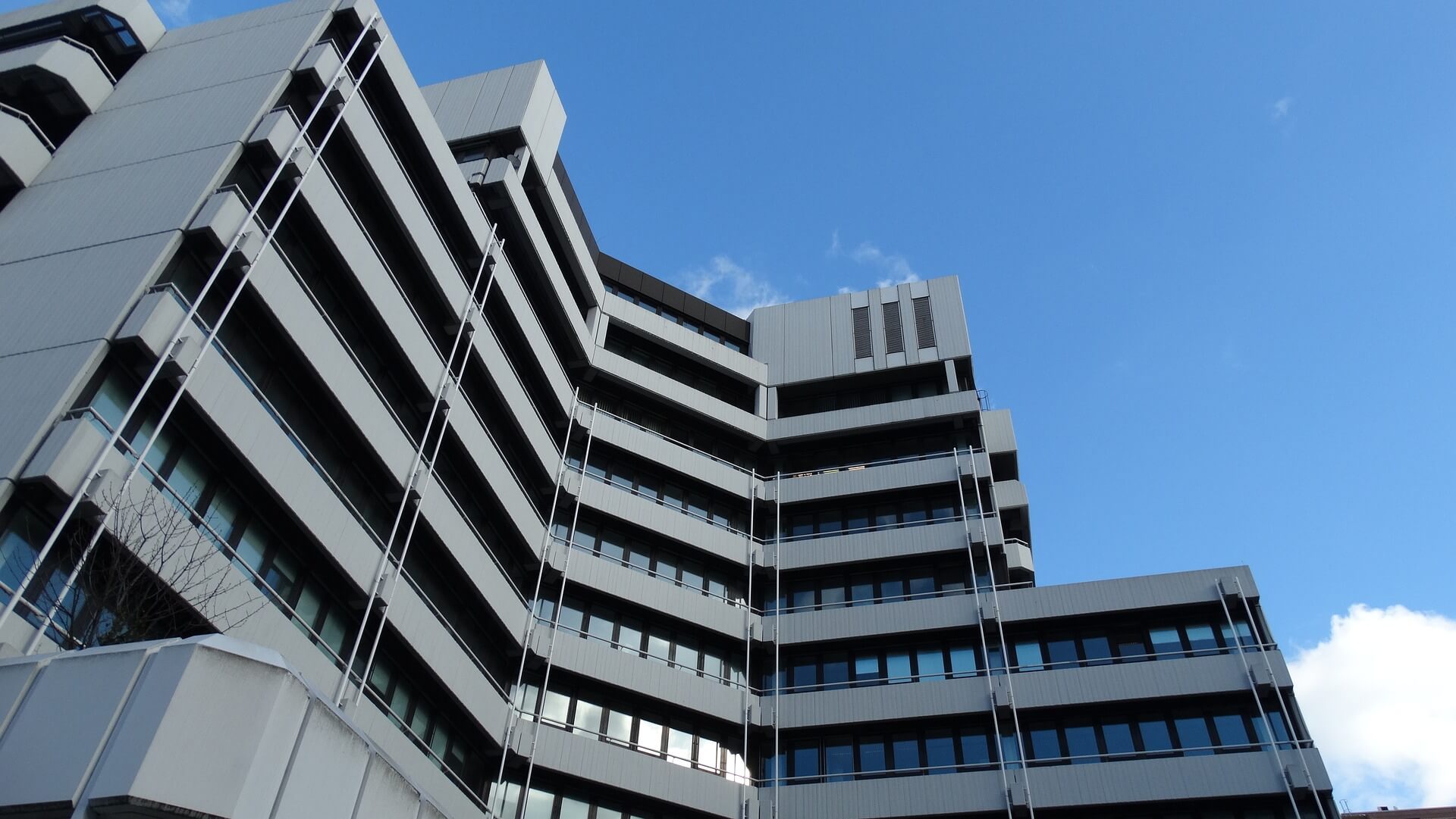 Изграждане на сгради с магазини и ателиета в Шумен?