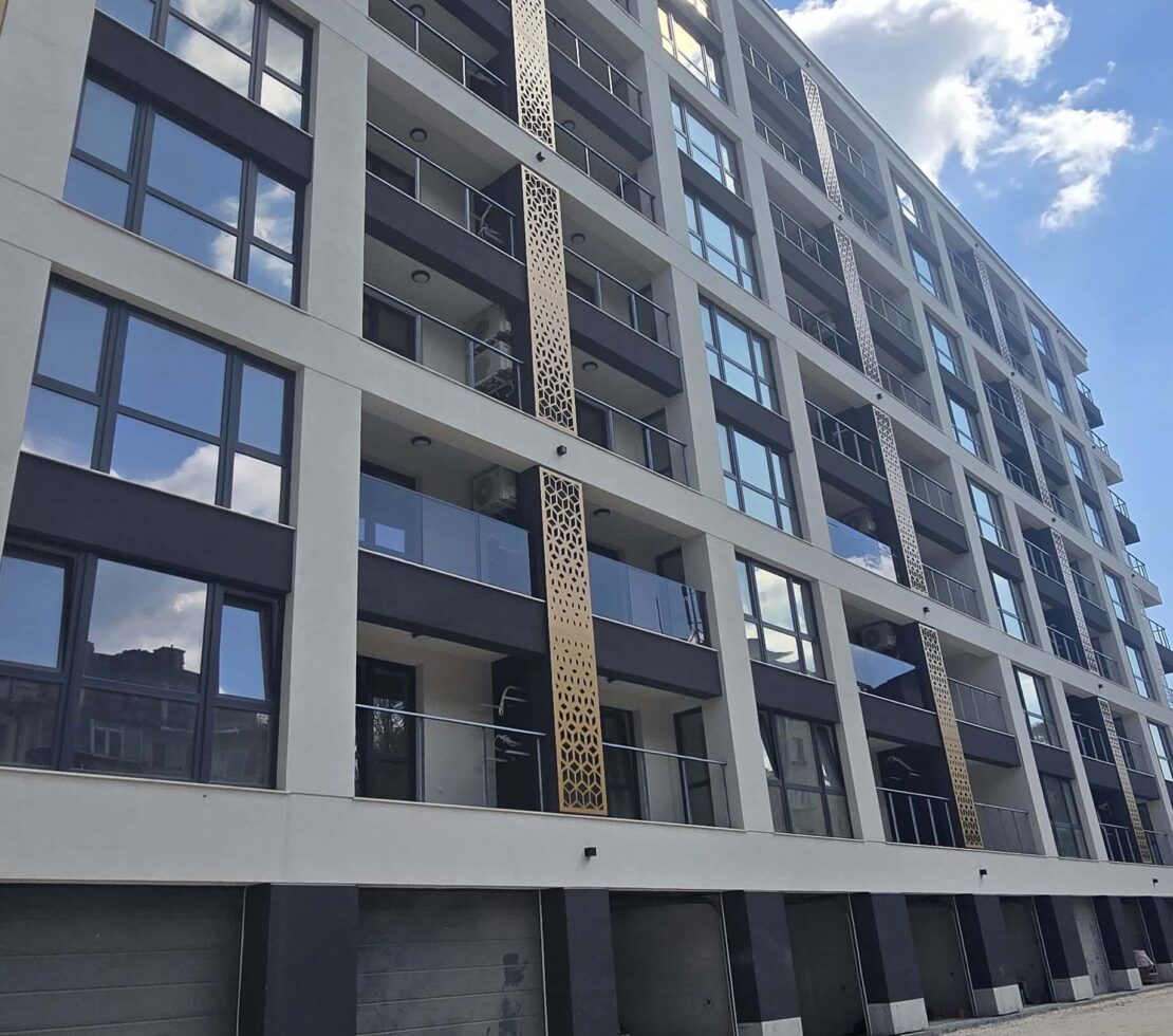 Комфортът започва отвън – нов етап за Жилищна сграда „Солей“